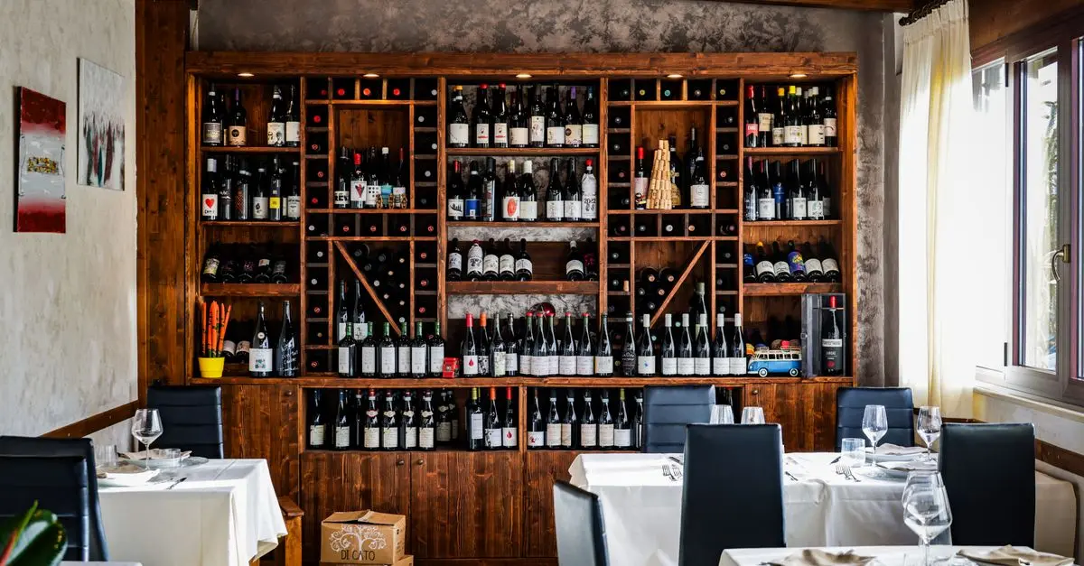 Comment Choisir le Restaurant Parfait pour une Dégustation de Vin